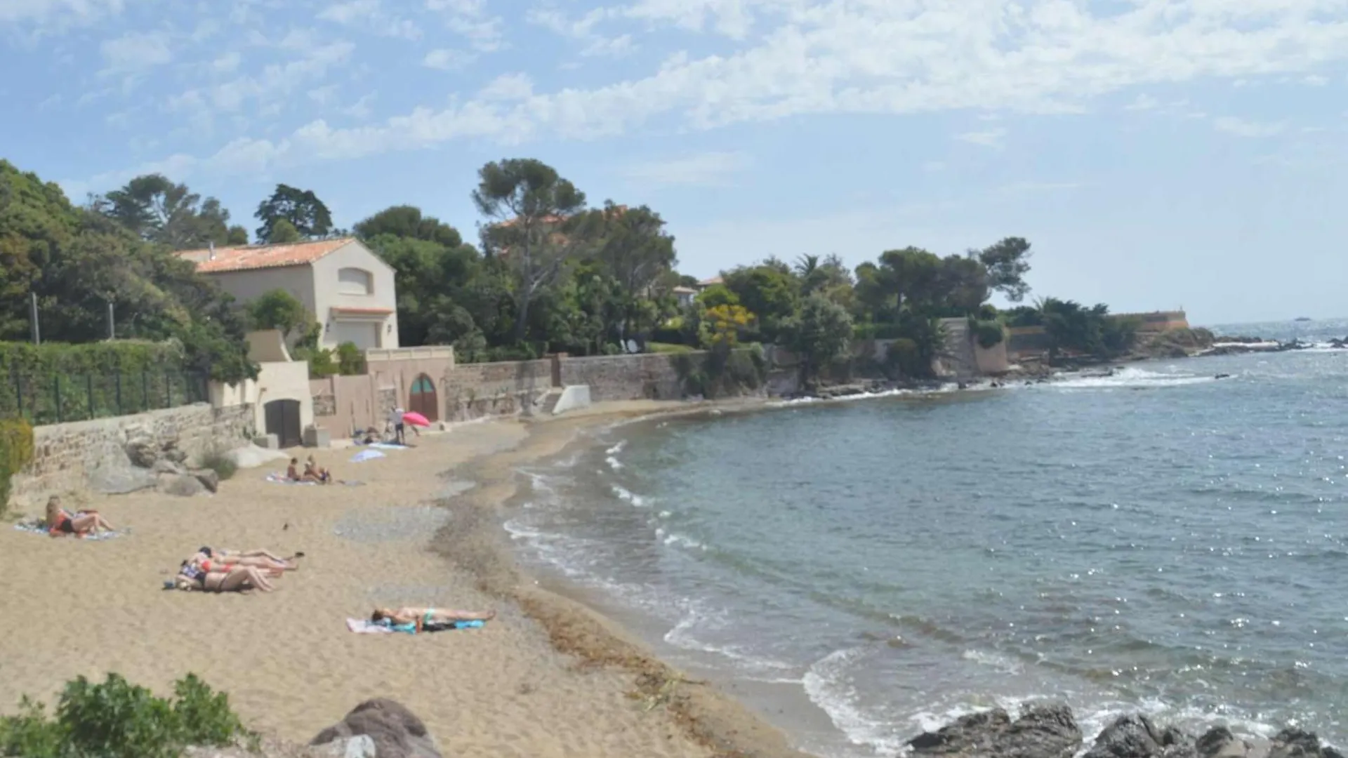 Apartment Appartement 2 Pieces Avec Jardin Privatif, Proche Plage Et Commerces, A Saint Aygulf - Fr-1-226A-103 Frejus